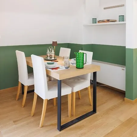 شقة Cozy Flat In The Heart Of